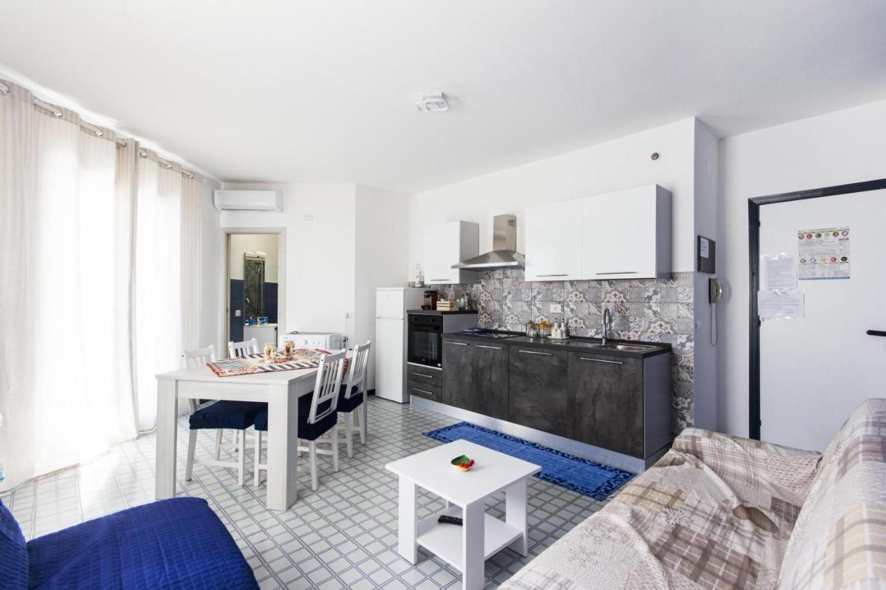 Recanati Seaside Apartment Giardini Naxos Exteriér fotografie